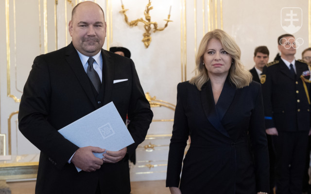 Minister cestovného ruchu a športu Dušan Keketi s prezidentkou SR Zuzanou Čaputovou.